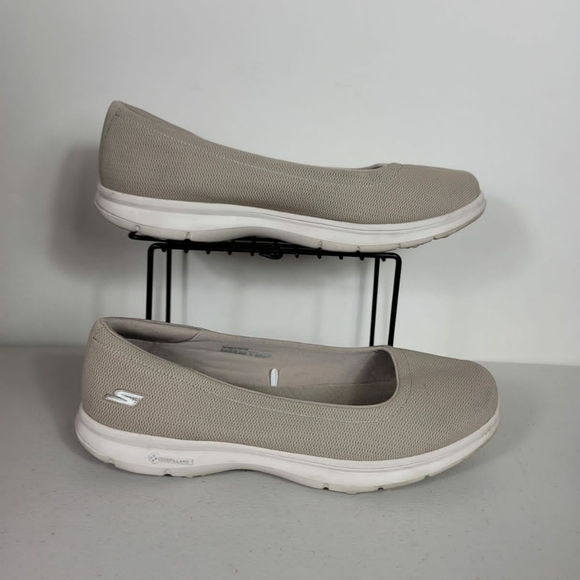 Skechers Go Step Luxe Woman's Slip On Flats 10 beige - Picture 5 of 9